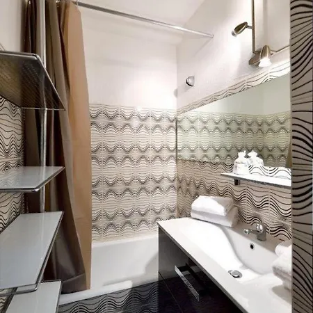 Maya - Heliopolis L 84 -by Agn- 2 Personnes Daire *